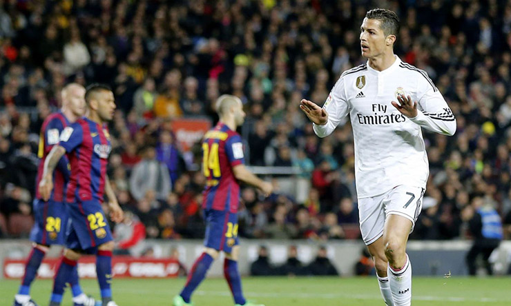 Ronaldo có chiến tích &#34;khủng&#34; trước Barcelona, MU kỳ vọng CR7 cứu giá - 1