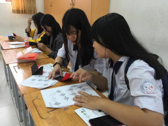 Thủ tướng Chính phủ yêu cầu xem lại lịch học của học sinh TP HCM từ 7 giờ - 1