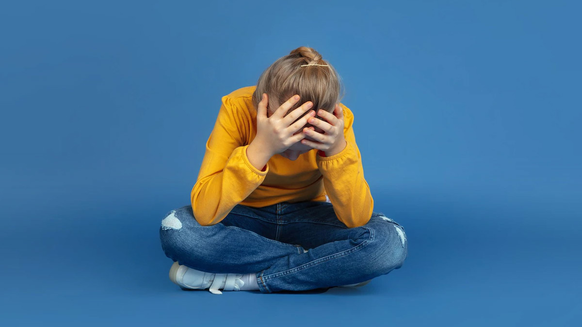 Giúp con trẻ đối phó với chứng lo âu, đây là những gì cha mẹ cần làm