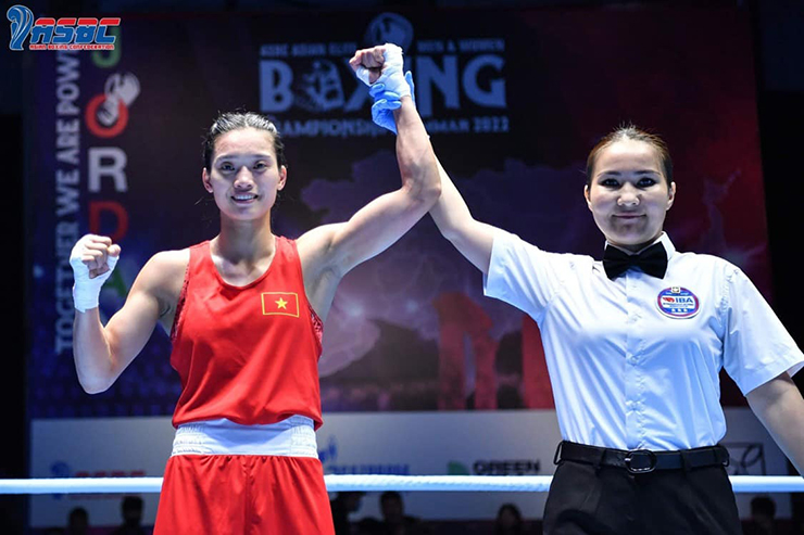 Nguyễn Thị Tâm thắng nghẹt thở võ sĩ Nhật Bản, vô địch Boxing châu Á - 1