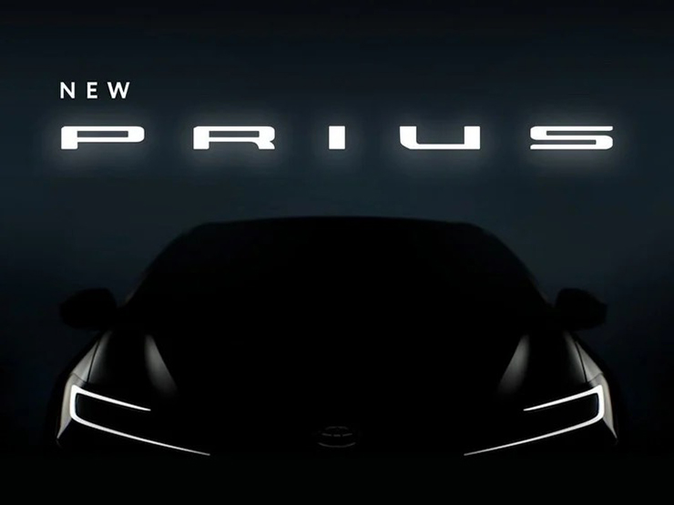 Xe tiết kiệm nhiên liệu Toyota Prius thế hệ mới sắp lộ diện - 1