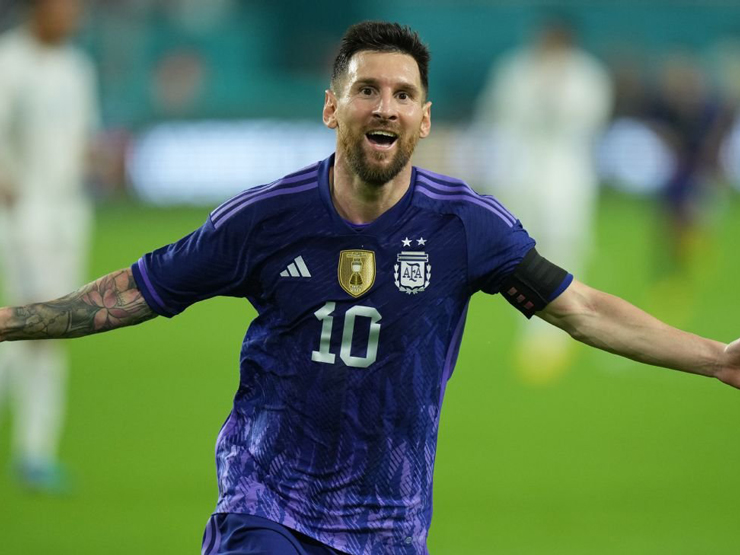 Messi chói sáng giúp Argentina đại thắng, fan đối thủ cũng ”phát cuồng”