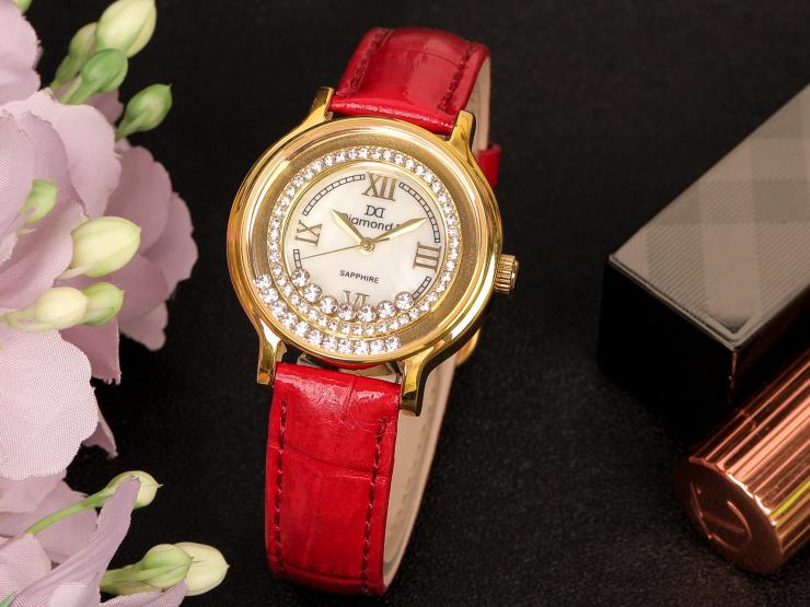 BLACK FRIDAY - Siêu giảm giá 50%-Sang chảnh như nữ hoàng Anh với thiết kế đồng hồ mới nhất từ Diamond D