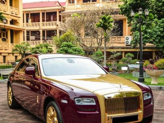 RollsRoyce Ghost mạ vàng của ông Trịnh Văn Quyết được đấu giá để trừ nợ