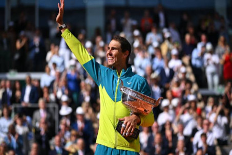 Nadal khép lại 2022: "Vua đất nện" vẫn có một năm tươi đẹp