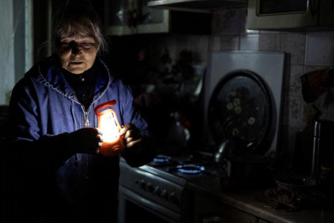 Dự báo đáng lo giữa những ngày đen tối nhất ở Ukraine - 1