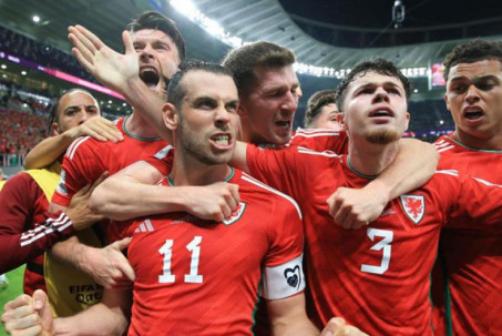 Bale tỏa sáng giúp xứ Wales "giải cơn khát" 64 năm, ĐT Anh phải dè chừng