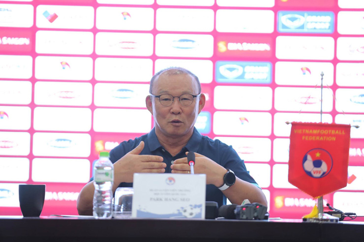 HLV Park Hang Seo: Bóng đá Việt Nam nên xem lại mục tiêu dự World Cup - 1