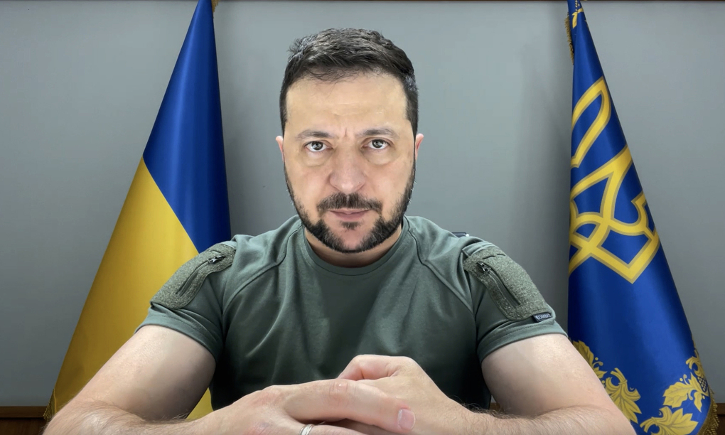 Ông Zelensky bị chỉ trích vì ký luật ảnh hưởng tới quy định chống tham nhũng của Ukraine - 1