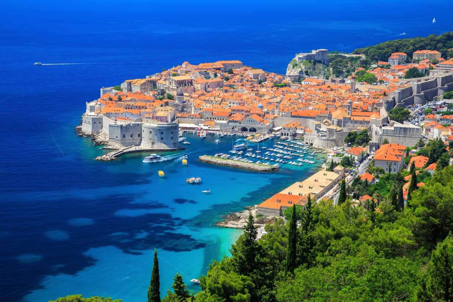 12 thành phố đẹp nhất tại quê hương "Đội bóng rực lửa" Croatia