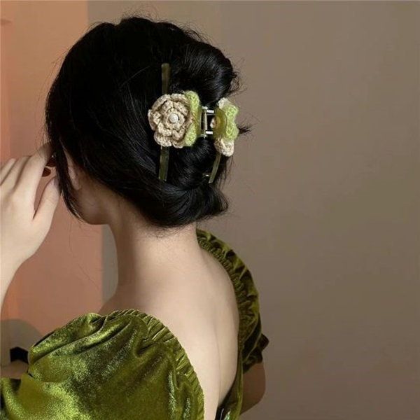 3 kiểu kẹp tóc hot nhất 2022 đang khiến các chị em "mê như điếu đổ" - 4