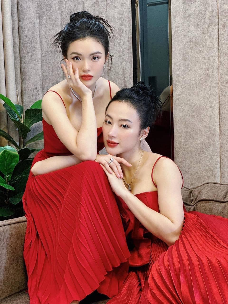 Angela Phương Trinh, Tăng Thanh Hà hội ngộ "đối thủ màn ảnh", nhan sắc gây chú ý - 2