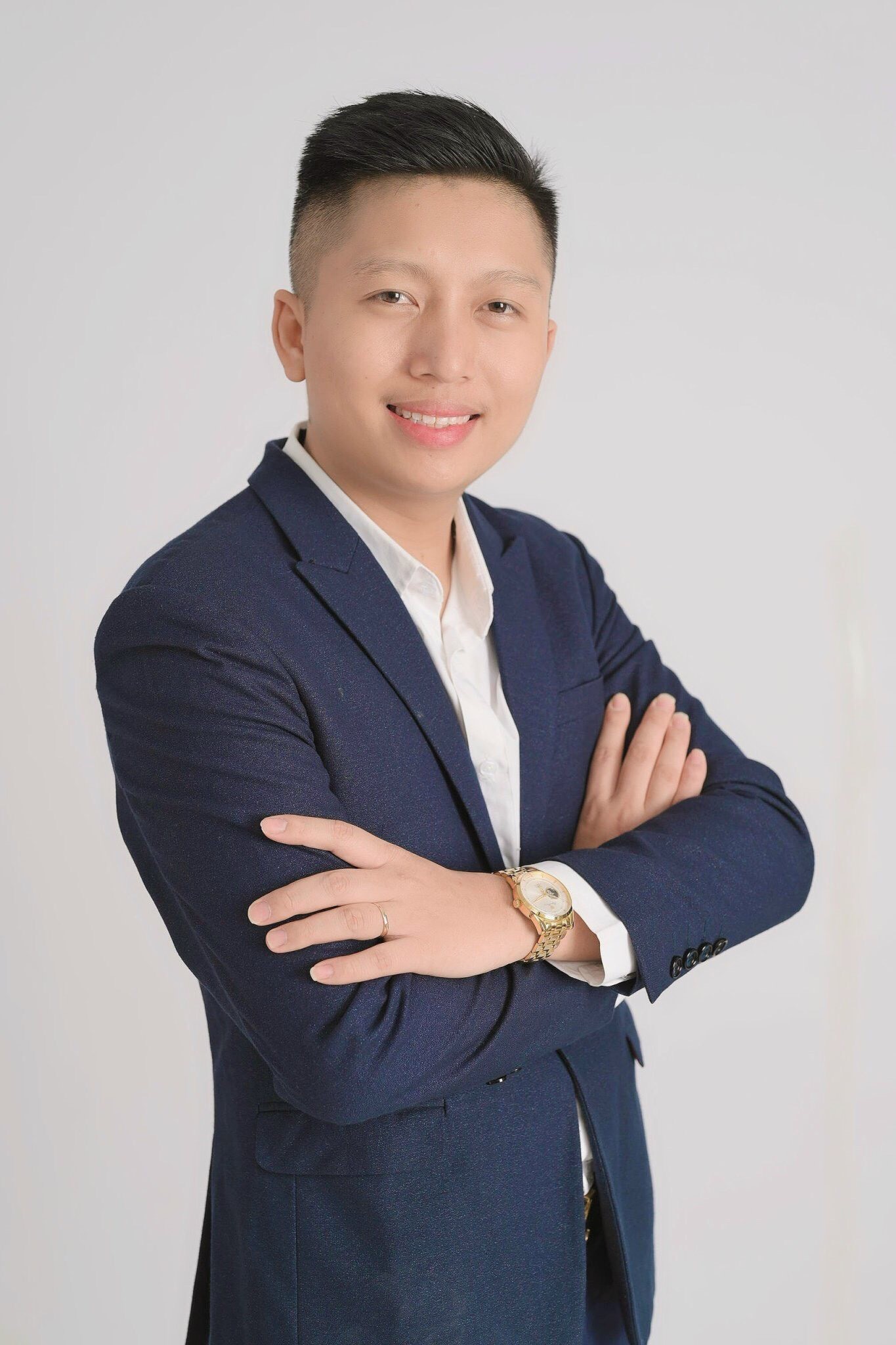 Doanh nhân Phùng Bính: Hành trình từ con nhà nghèo trở thành CEO công ty phụ kiện điện thoại lớn tại Việt Nam - 1