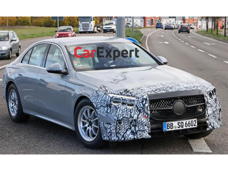 Mercedes-Benz E-Class thế hệ mới lộ ảnh nhiều chi tiết mới - 1