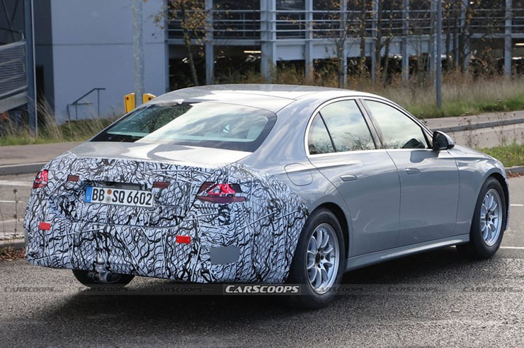 Mercedes-Benz E-Class thế hệ mới lộ ảnh nhiều chi tiết mới - 2