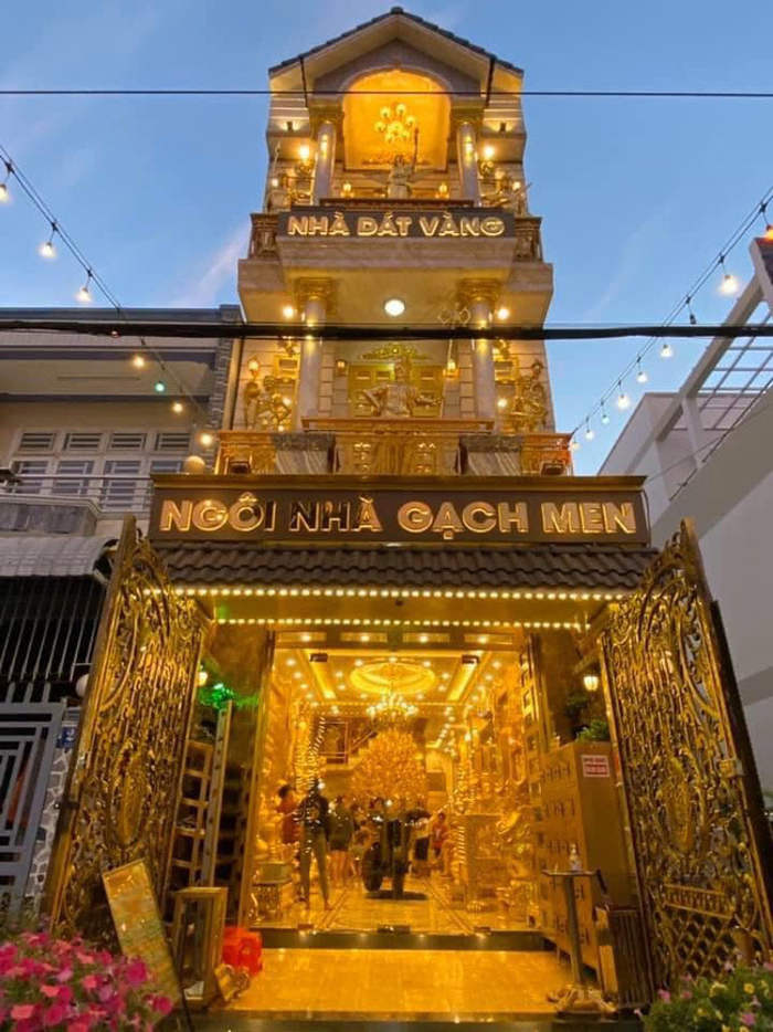 Ngôi nhà mạ vàng của Việt Nam nổi danh trên báo quốc tế - 1
