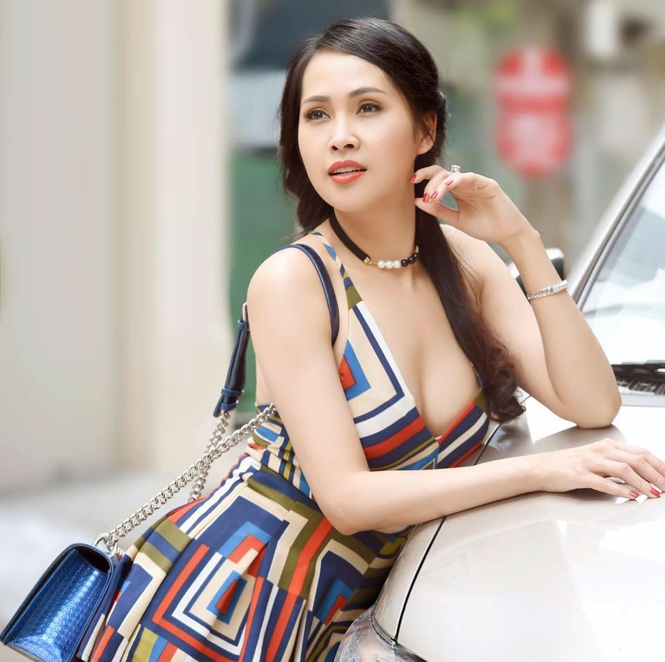 "Gái nhảy" Minh Thư chuộng môn "uốn éo" để có vòng 2 nuột hơn cả gái son - 2