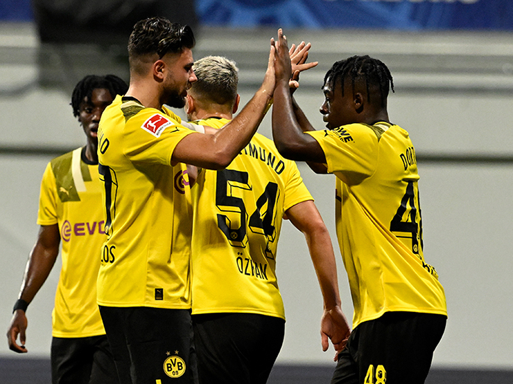 Dortmund thắng hủy diệt 7-2 trước trận giao hữu gặp ĐT Việt Nam