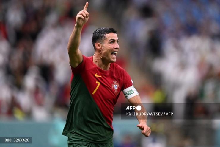 Bồ Đào Nha giành vé sớm lại vào “nhánh thơm”, Ronaldo mơ cúp vàng World Cup - 1