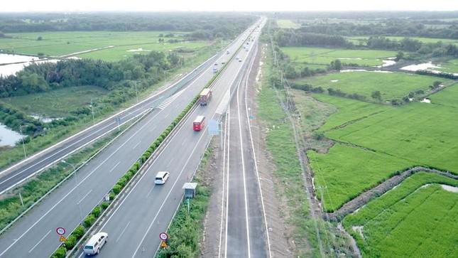 Phí sử dụng đường bộ được đề xuất giảm trong năm 2023