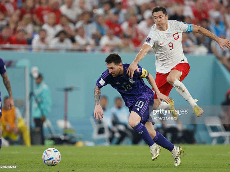 Kết quả bóng đá Ba Lan – Argentina: Messi sút hỏng penalty, tuyệt phẩm định đoạt ngôi đầu (World Cup)