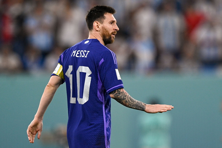 Messi bực tức vì sút hỏng phạt đền, cảnh báo đồng đội trước trận gặp Australia - 1