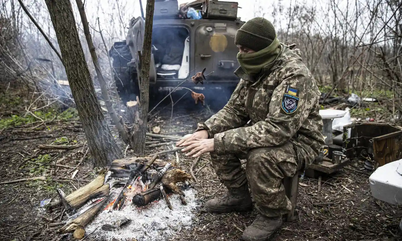 Quan chức châu Âu nêu con số binh sĩ Ukraine thiệt mạng, Kiev lập tức phản ứng - 1