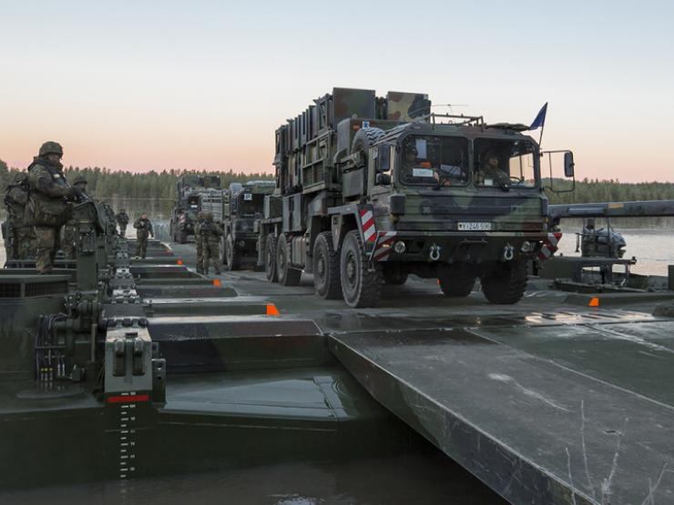 Ukraine “giục” Đức viện trợ hệ thống Patriot: NATO trả lời