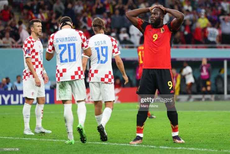 Thảm họa Lukaku lập hat-trick bỏ lỡ, đá bay ĐT Bỉ khỏi World Cup - 1