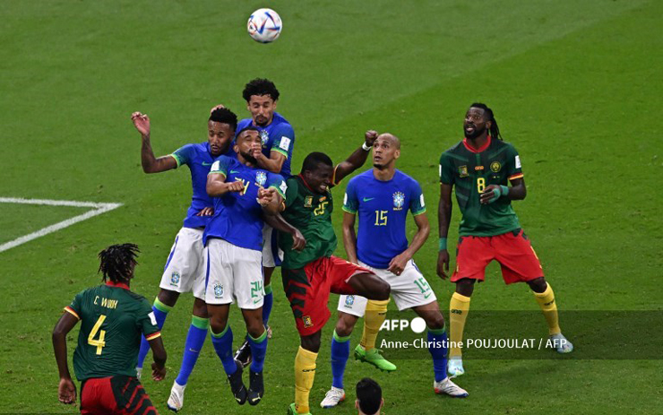 Video highlight Cameroon - Brazil: Phung phí cơ hội, quy luật nghiệt ngã - 1