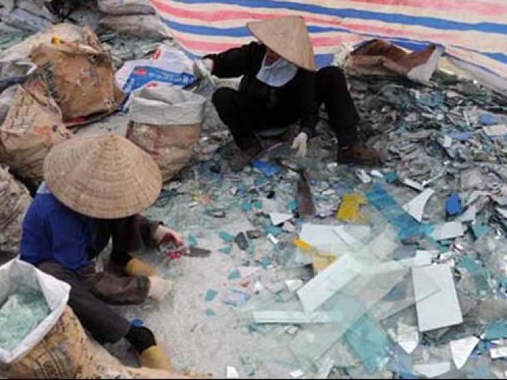 Nghề “đứt tay, chảy máu” mà ra tiền ở Việt Nam