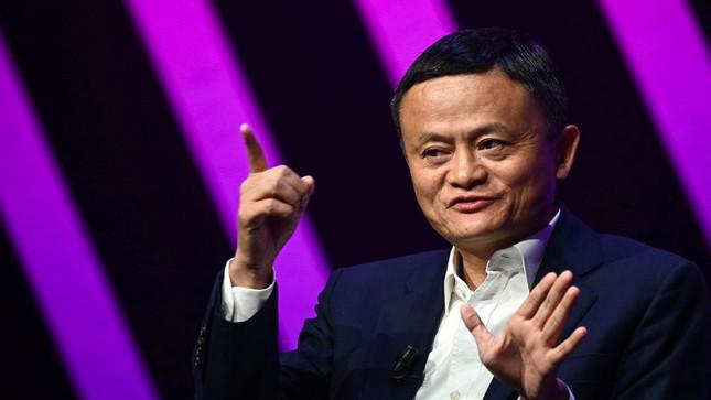 Hé lộ cuộc sống của tỷ phú Jack Ma trong 2 năm sóng gió - 1