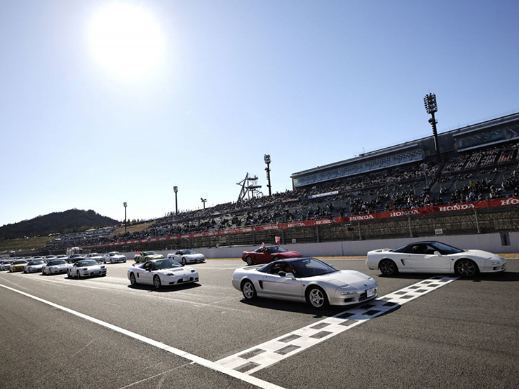 Đại hội xe lớn nhất trong năm của Honda sắp đc diễn ra tại sân đua F1 - 1