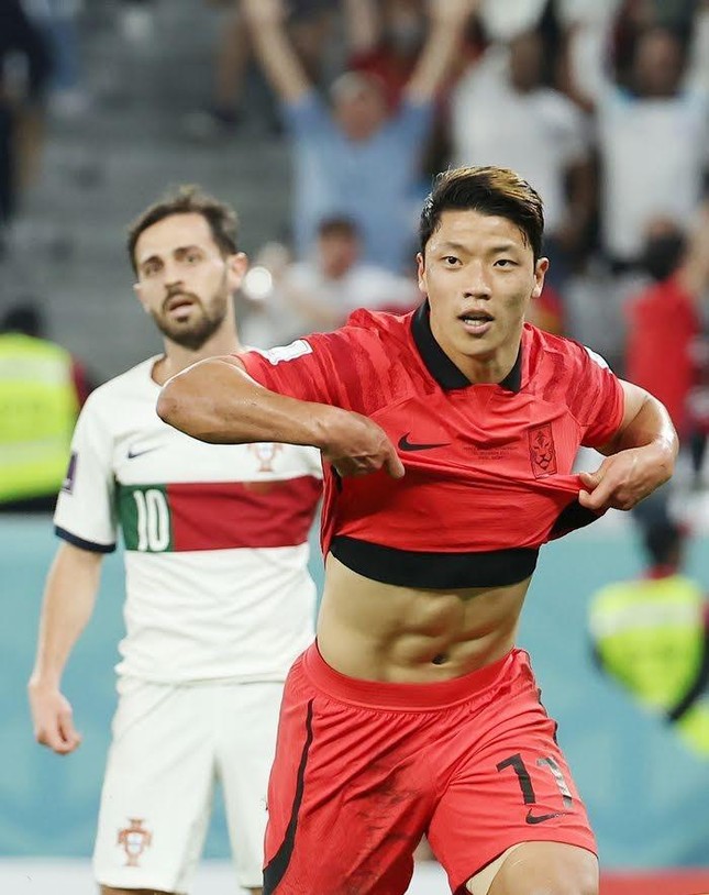 Chiếc áo lót theo dõi GPS của cầu thủ Hàn Quốc - 1