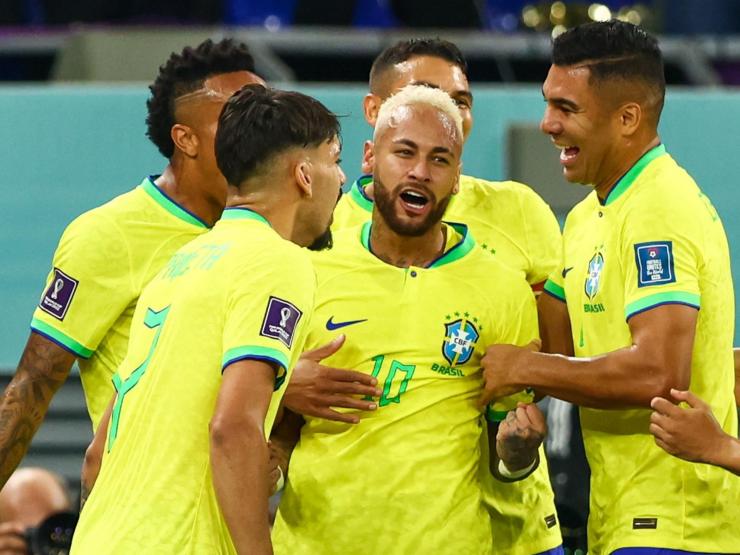 Brazil vùi dập Hàn Quốc đón mưa kỷ lục, Richarlison bất ngờ vượt Ronaldinho