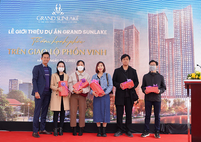 Lễ giới thiệu dự án căn hộ trung tâm Hà Đông thu hút hàng trăm khách hàng tham gia - 2