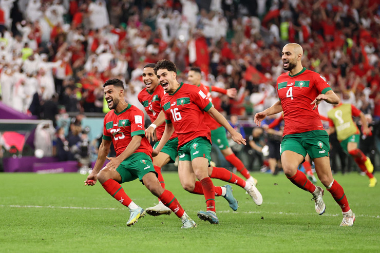 Tây Ban Nha tập đá 1.000 quả penalty vẫn thua, bị fan Morocco trêu tức - 1