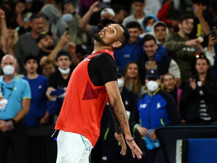 Tiếng hô ”Siuuu” của Ronaldo gây nhức nhối tennis, Kyrgios tự nhận HLV số 1 của năm