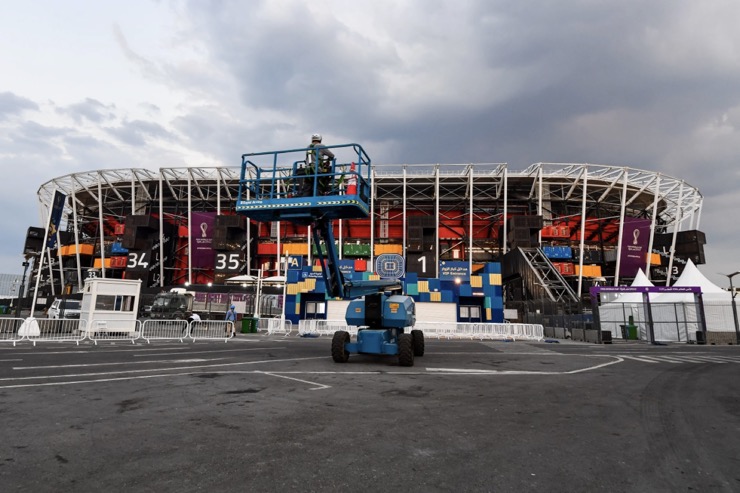 Những hình ảnh đầu tiên về việc tháo dỡ sân vận động World Cup sau trận Hàn Quốc – Brazil - 1