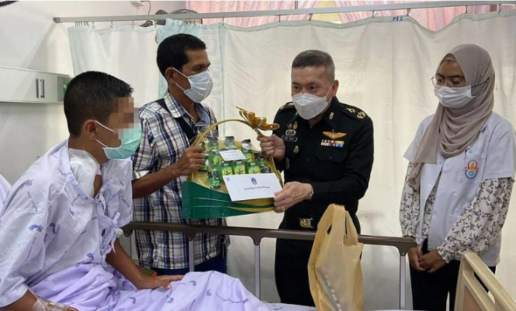 Thái Lan: Hơn 20 học sinh nhập viện vì bị ép tập luyện quá sức - 1