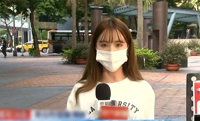 その報道ジャーナリストは、彼女の美しさがあまりにも美しかったため、ソーシャル ネットワーク上で熱狂を引き起こしました - 1