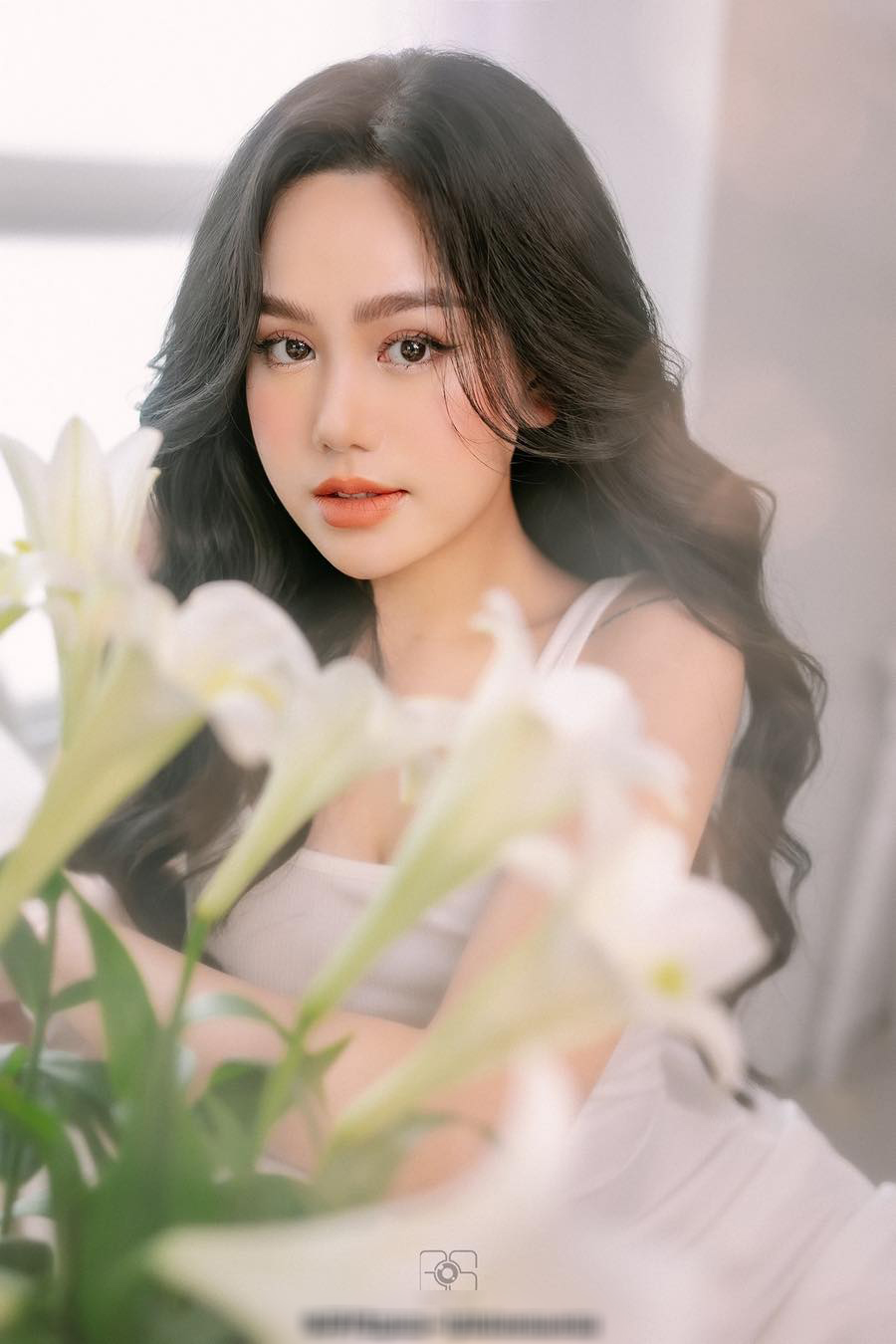 9X Hà thành cổ vũ tuyển Pháp chẳng những xinh đẹp, ngoài đời mặc quyến rũ đến nhường này - 1