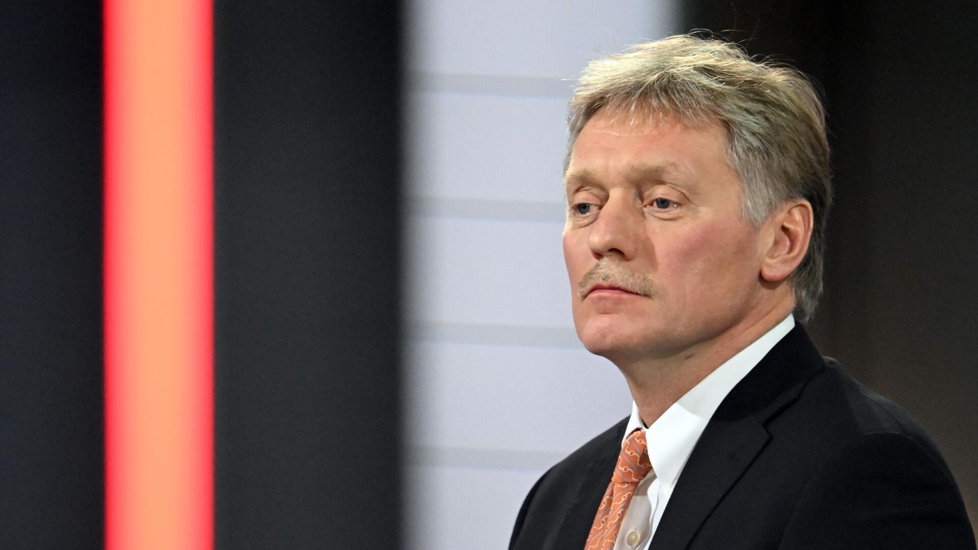 Điện Kremlin cảnh báo đáp trả EU áp giá trần khí đốt - 1