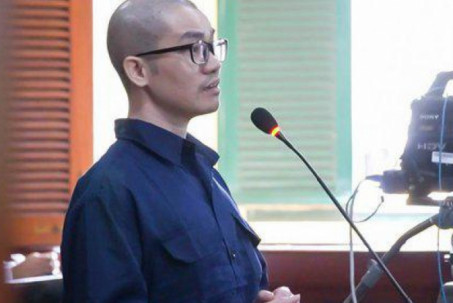 Cựu CEO Alibaba nhận trả 2.400 tỉ đồng, mong đồng phạm được "xử nhẹ"
