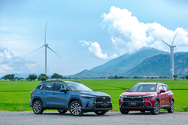 Giá xe Toyota Corolla Cross niêm yết và lăn bánh tháng 12/2022 - 3