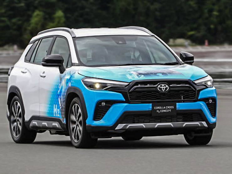 Toyota Corolla Cross sử dụng động cơ Hydro chạy thử trên phố - 1