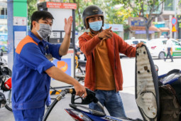 Top 10 mẹo tiết kiệm xăng xe máy dịp sát Tết 2023