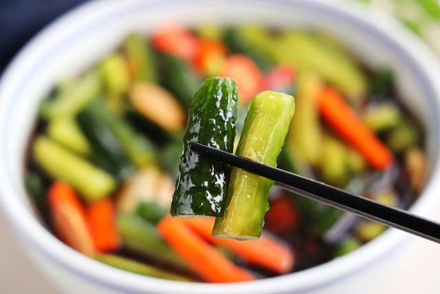 3 món ngâm chua ngọt giải ngán cho ngày Tết, gia đình nào cũng nên làm vài hũ - 5