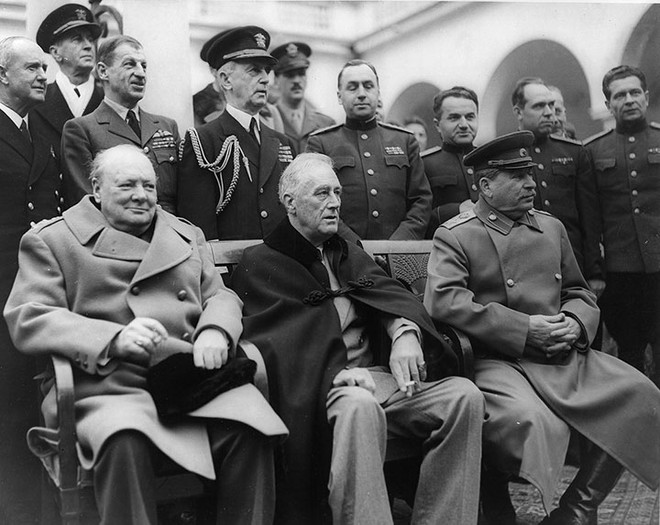 Sự thật ít biết về chuyến thăm Crimea của Thủ tướng Anh Winston Churchill - 1