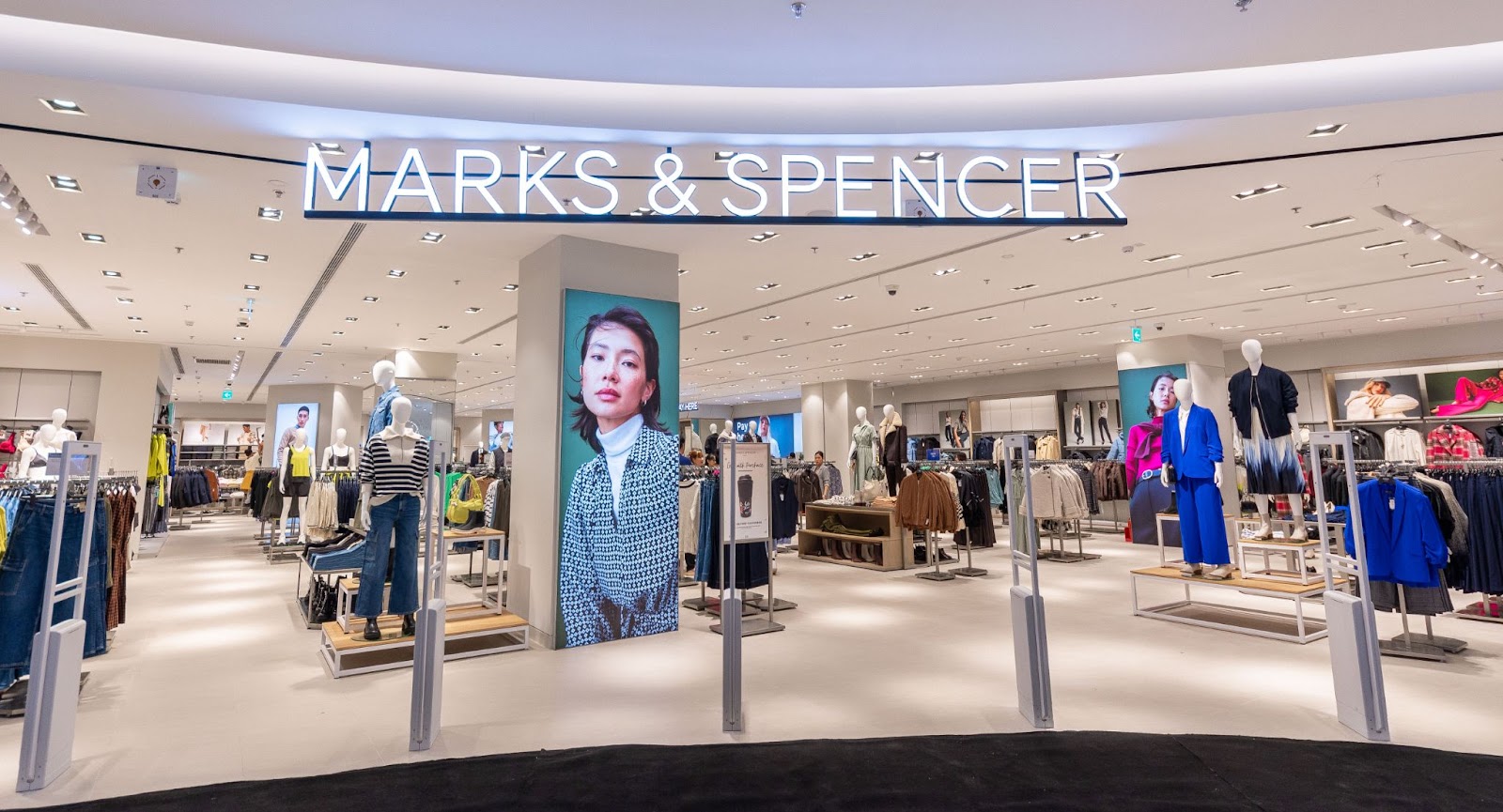 Thương hiệu Marks & Spencer chính thức khai trương cửa hàng tại Hà Nội với BST Thu Đông 2023 - 1